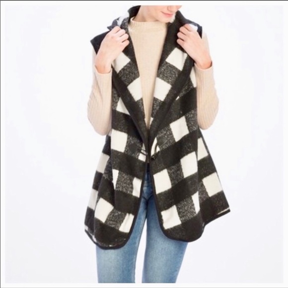 Plaid Women’s Vest 🔥🍂🍁Fall is here 🍂🍁 - Picture 3 of 4